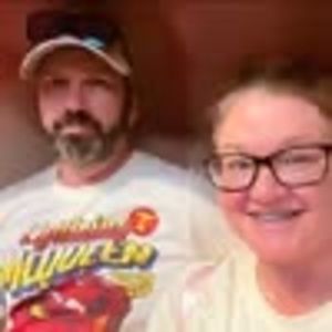 Meet your Posher, Leslie